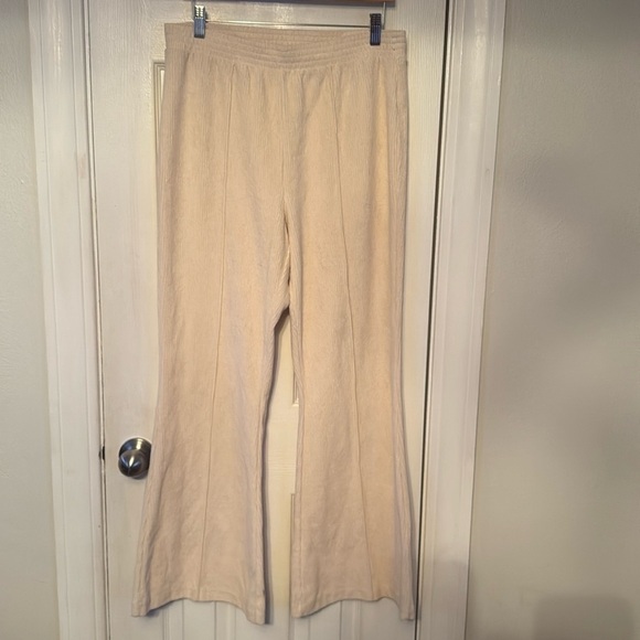Aerie Groove-On Ribbed Velour Flared Pants Size L #451 - Picture 1 of 8